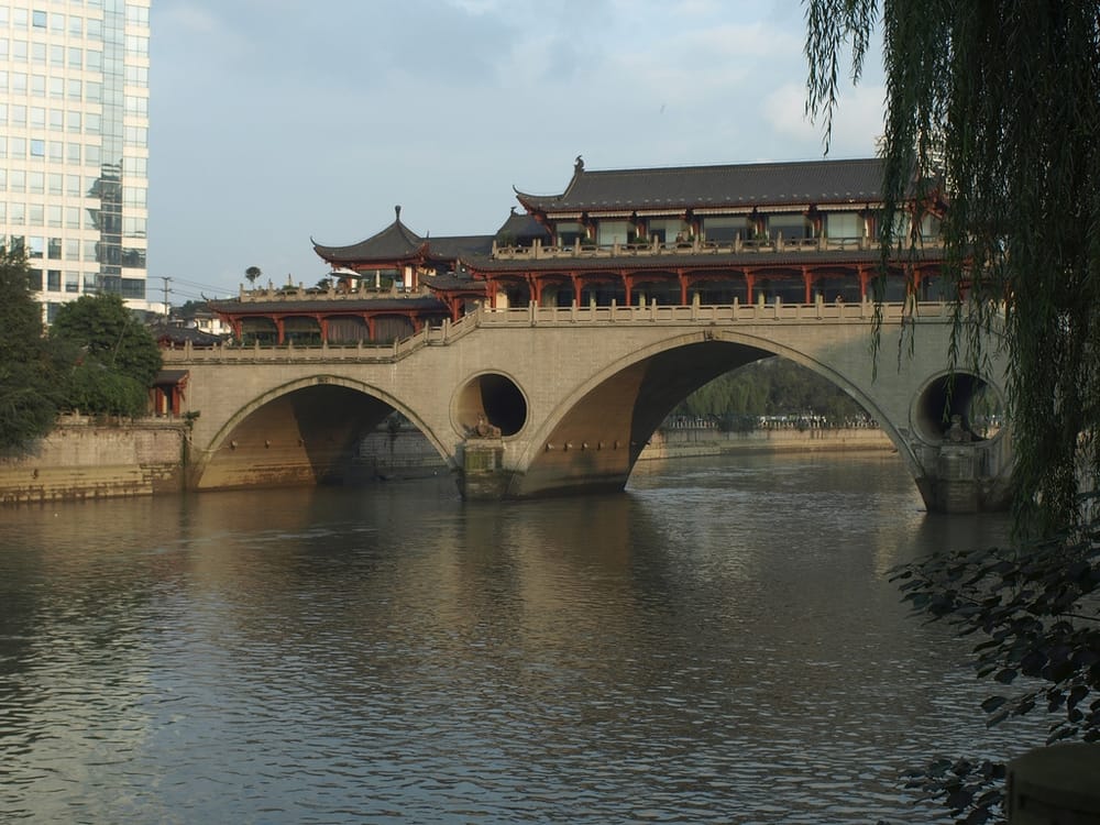 Chinese Gambling Networks Utilize E-Commerce Cards for Illegal Online