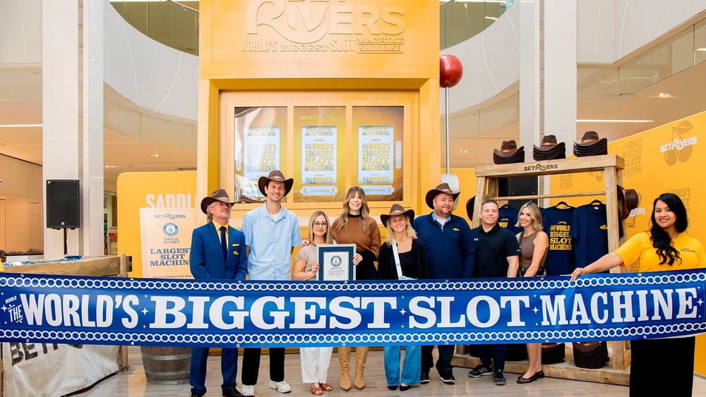 BetRivers Sets Guinness World Record with 16-Foot Slot Machine in