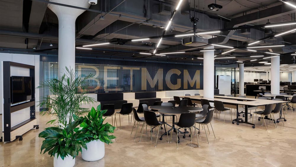 BetMGM Delays $500M EBITDA Target Amid Prediction Market Uncertainty