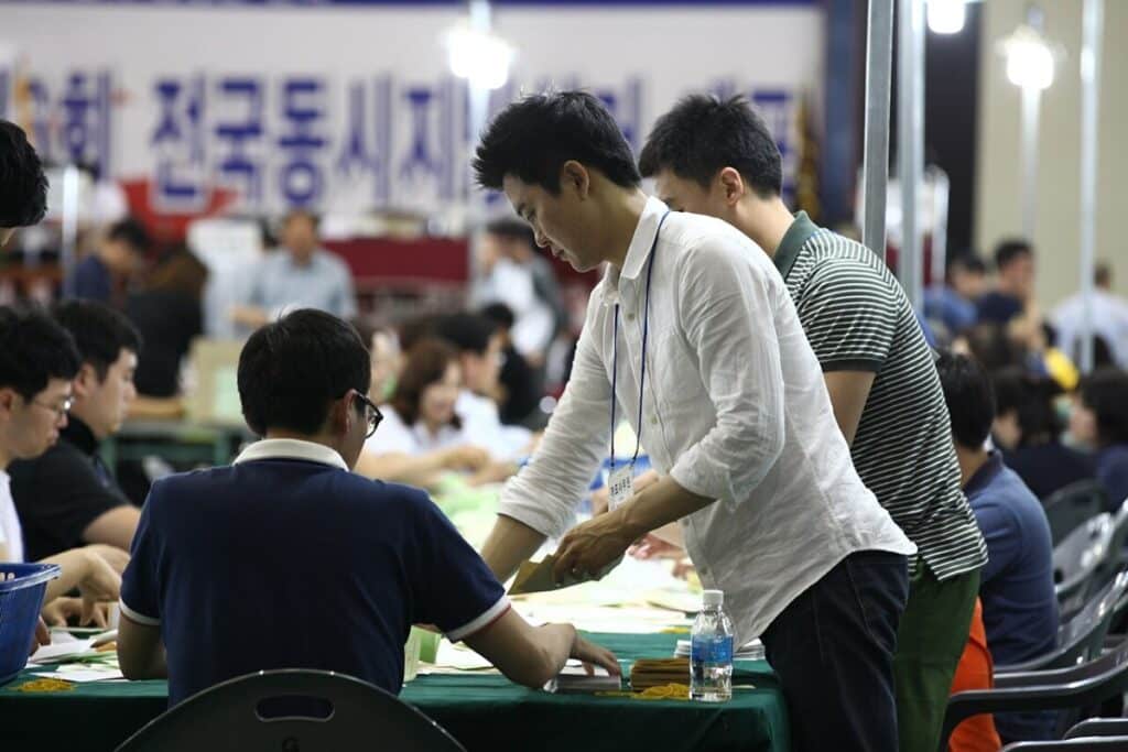 South Korean Elections Heat Up Amid Casino Allegations
