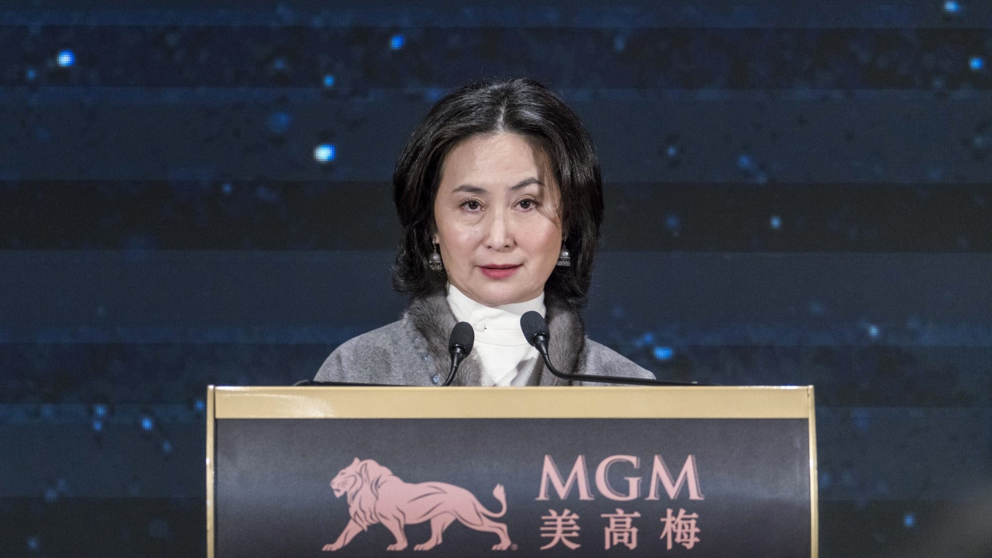MGM China Shares Drop Following Pansy Ho's Sale of MGM Resorts Stake