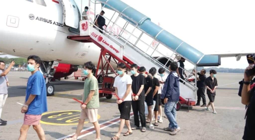 Indonesian Government Deports 92 Chinese Citizens for Online Gambling