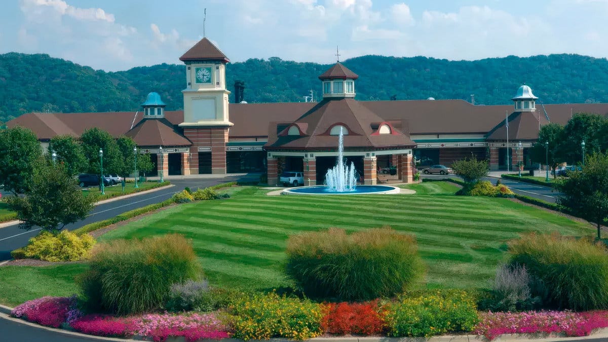 Rising Star Casino & Resort Celebrates 30th Anniversary with